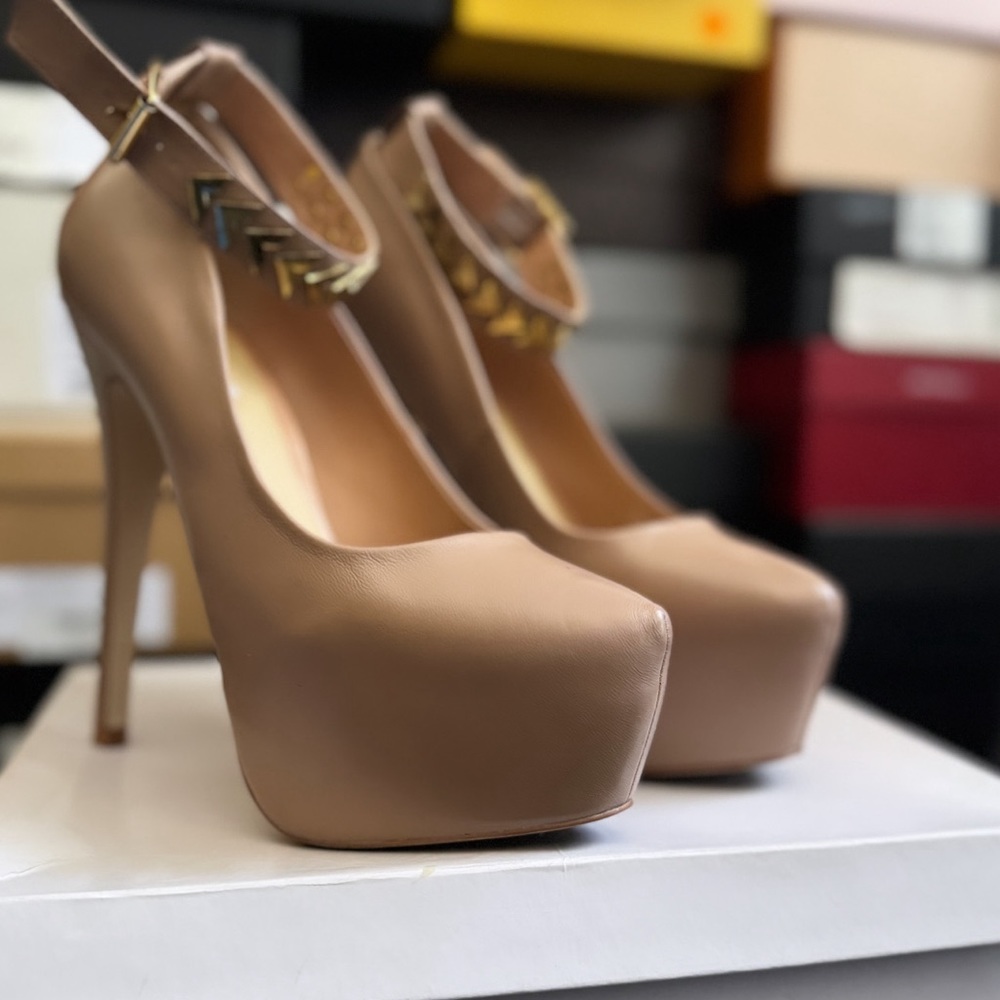 Steve Madden